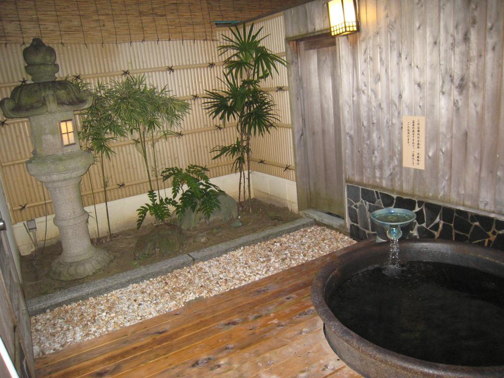 Utsumionsen Ichizu Hotel Aichi Luaran gambar