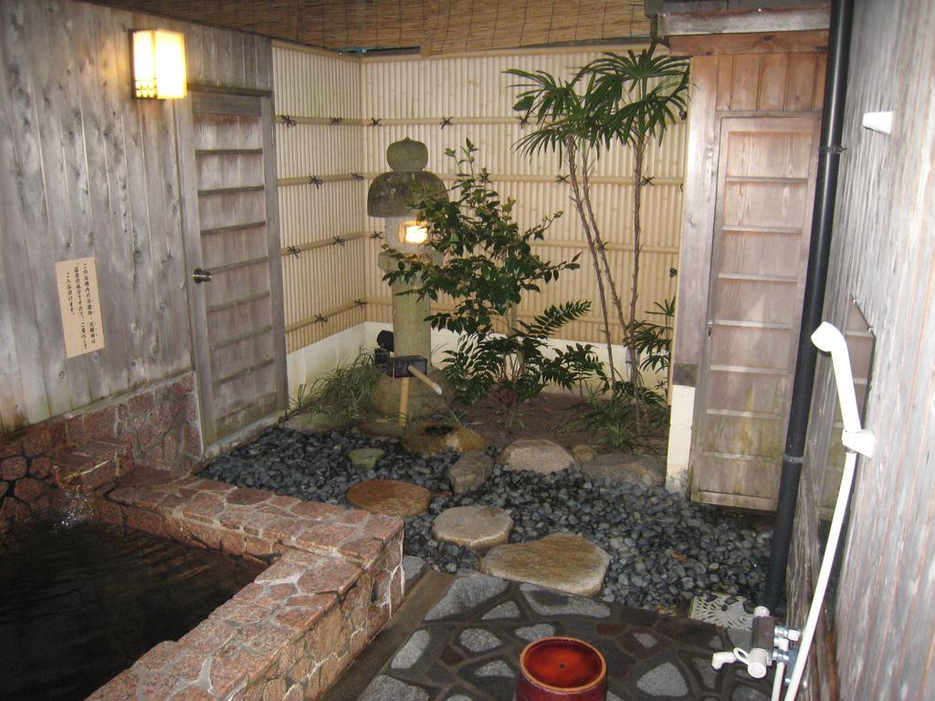 Utsumionsen Ichizu Hotel Aichi Luaran gambar