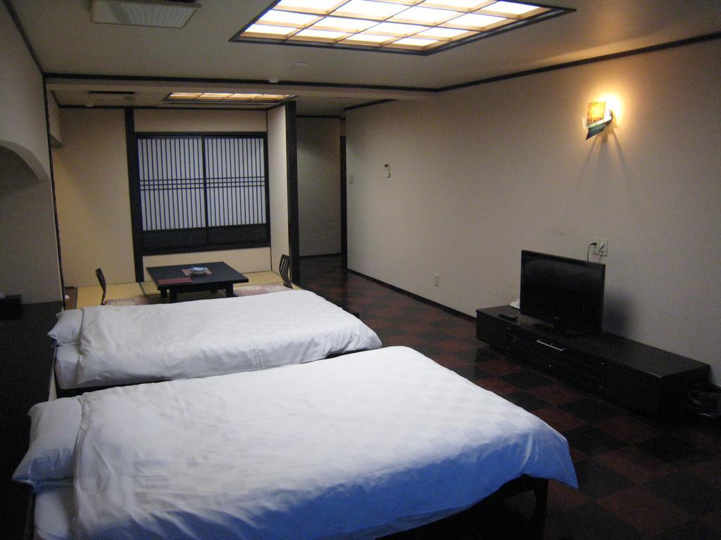 Utsumionsen Ichizu Hotel Aichi Luaran gambar