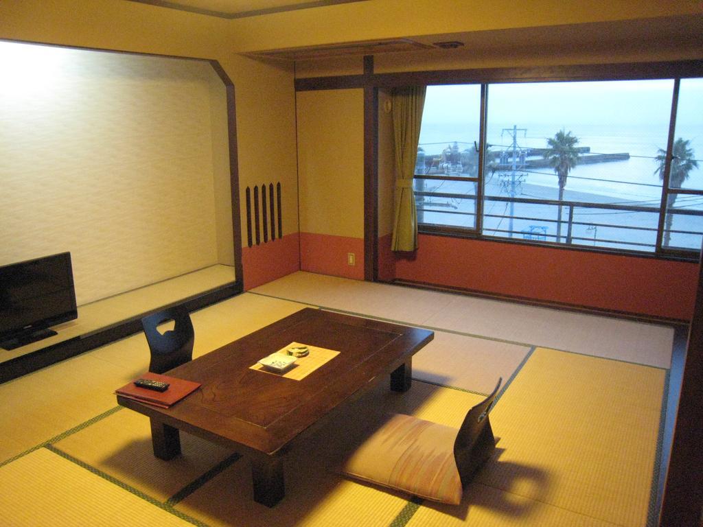Utsumionsen Ichizu Hotel Aichi Luaran gambar